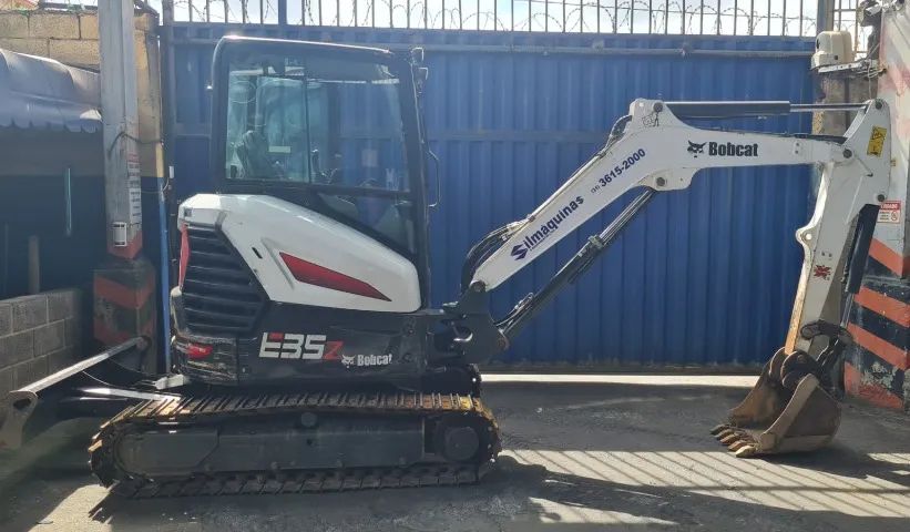 Miniescavadeira Marca Bobcat E35z 2022 1370h Ar-cond+est Aço