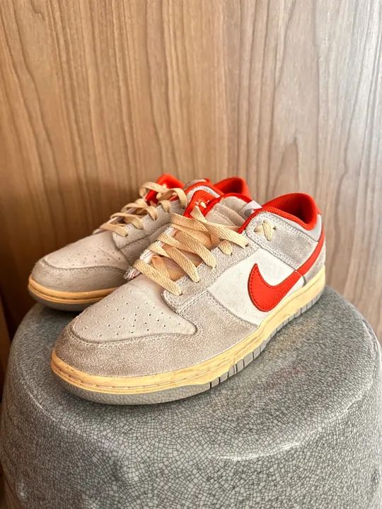 Nike Dunk Low - Tamanho 39 - Cinza e Vermelho