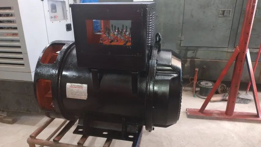 Gerador Solteiro WEG 450 KVA - Foto 3