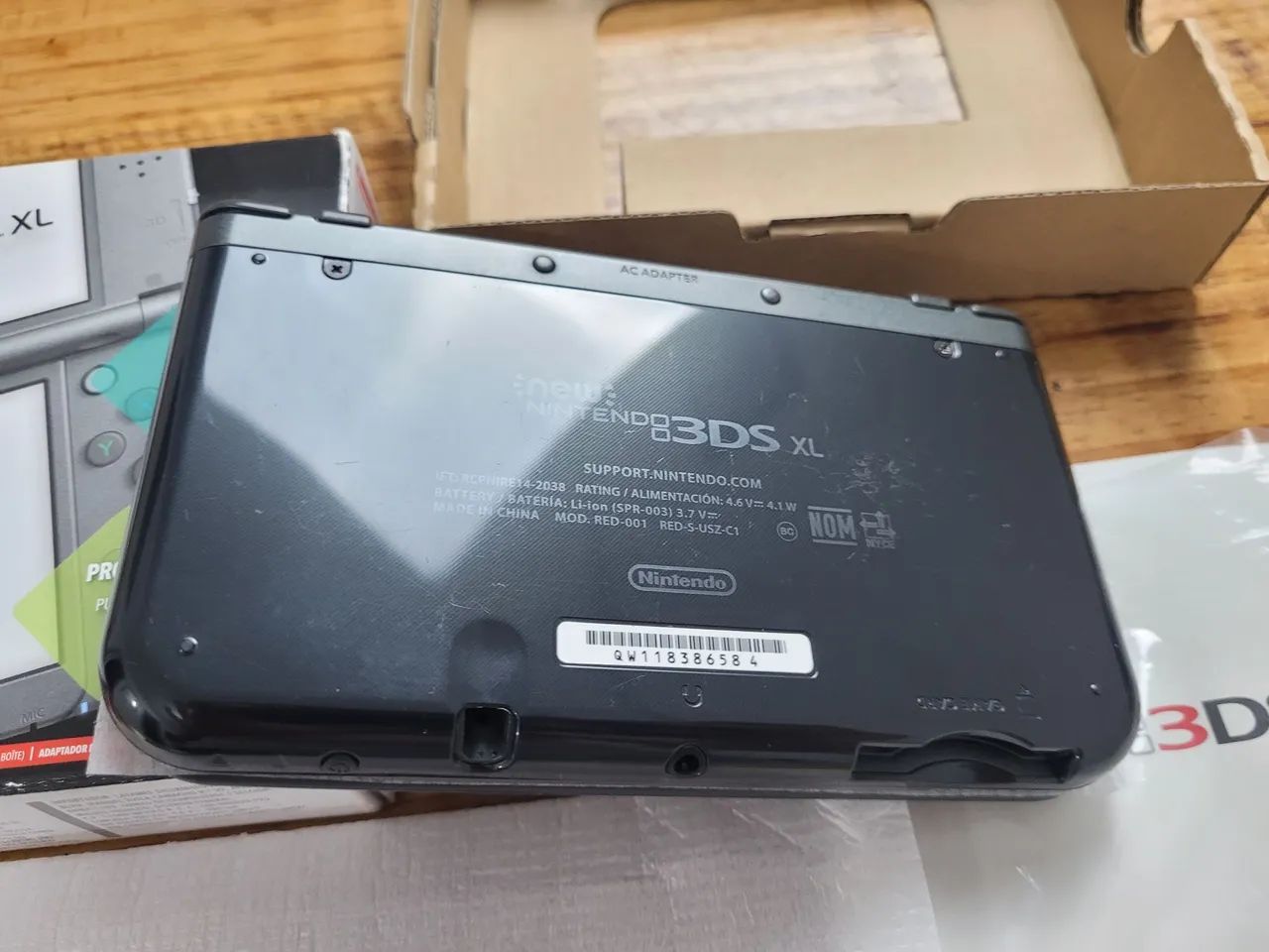 New Nintendo 3DS XL Na Caixa Conservado - Foto 3
