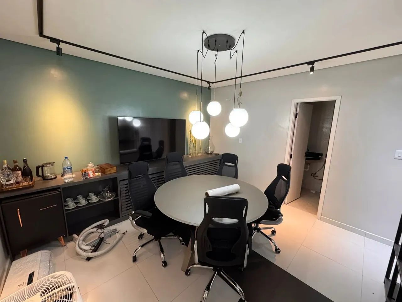*ALUGUEL COMERCIAL - Casa próx academia live torres   *PARQUE 10*