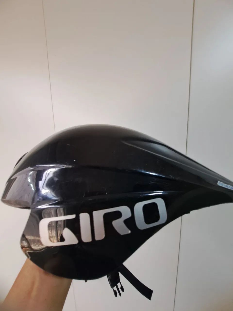 Capacete giro 