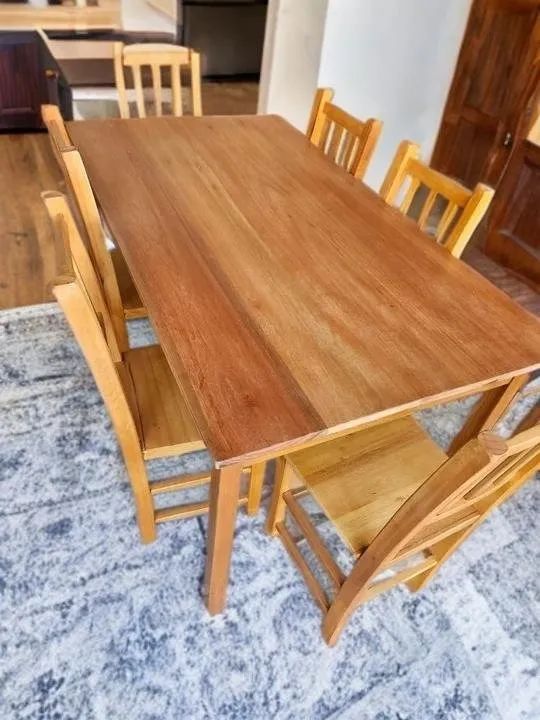Mesa de madeira de eucalipto com 6 cadeiras - Foto 2