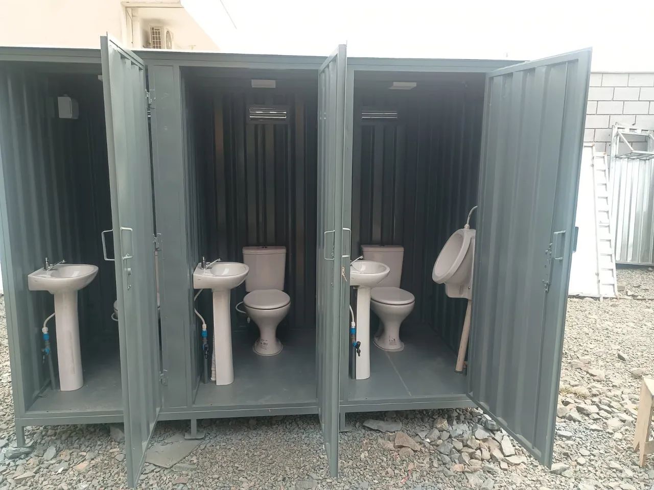 Banheiro mictórios e chuveiro desmontável  - Foto 3