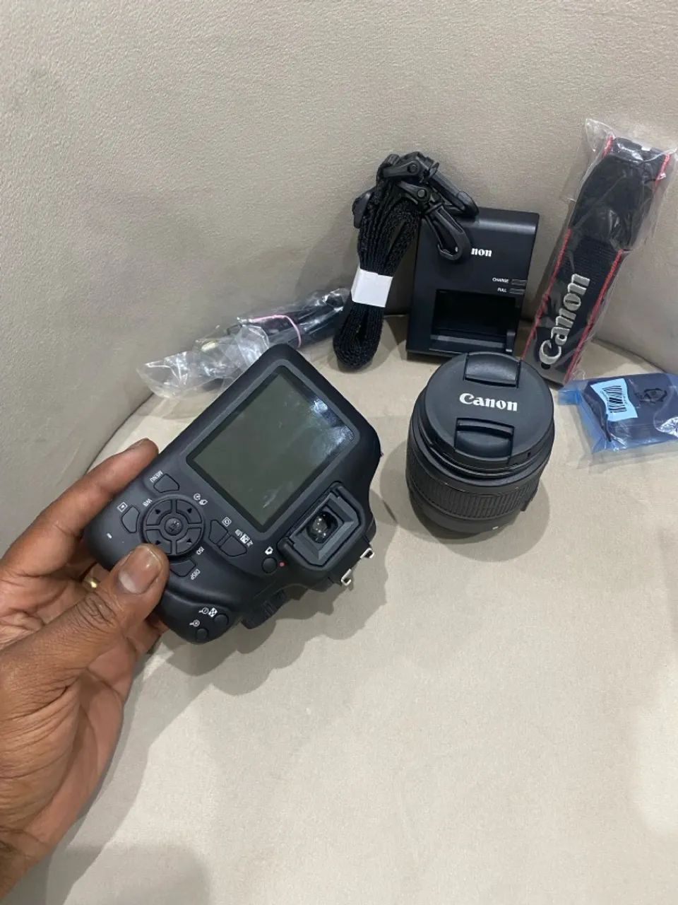 Câmera Canon DSLR com Lente T100 - Foto 4