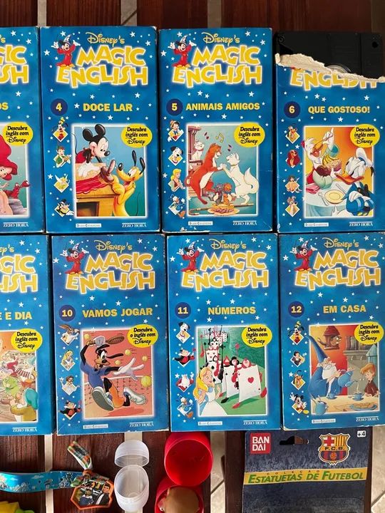 Lote 12 VHS DISNEY + 13 brinquedos diversos (envio olx pay) - Foto 5