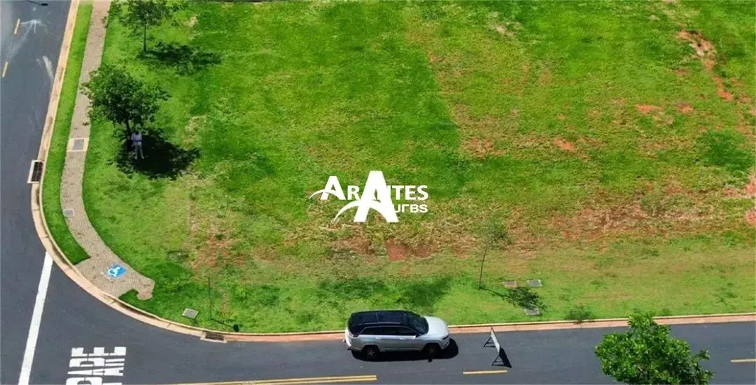 Terreno em condomínio com 523,49m² à venda no Alphaville 2