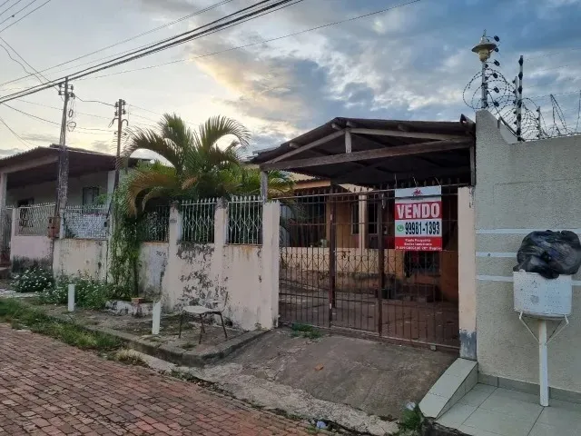 Vendo Casa no Conjunto Tangará 3 Quartos