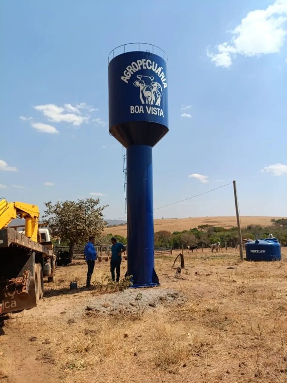 Caixa d'água capacidade 10.000 Litros tipo taça coluna cheia - Foto 4