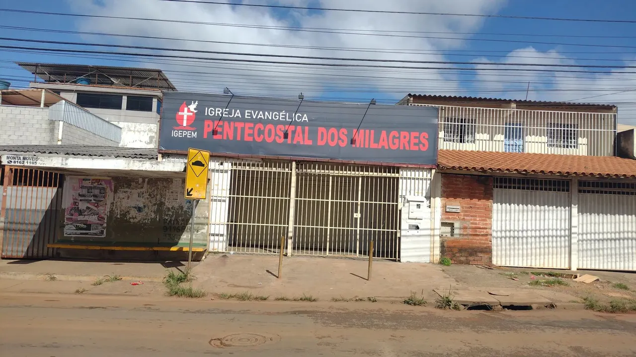 Imóvel para venda possui 112 metros quadrados com 1 quarto em Recanto das Emas - Brasília