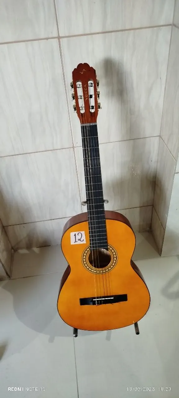 Violão Acústico