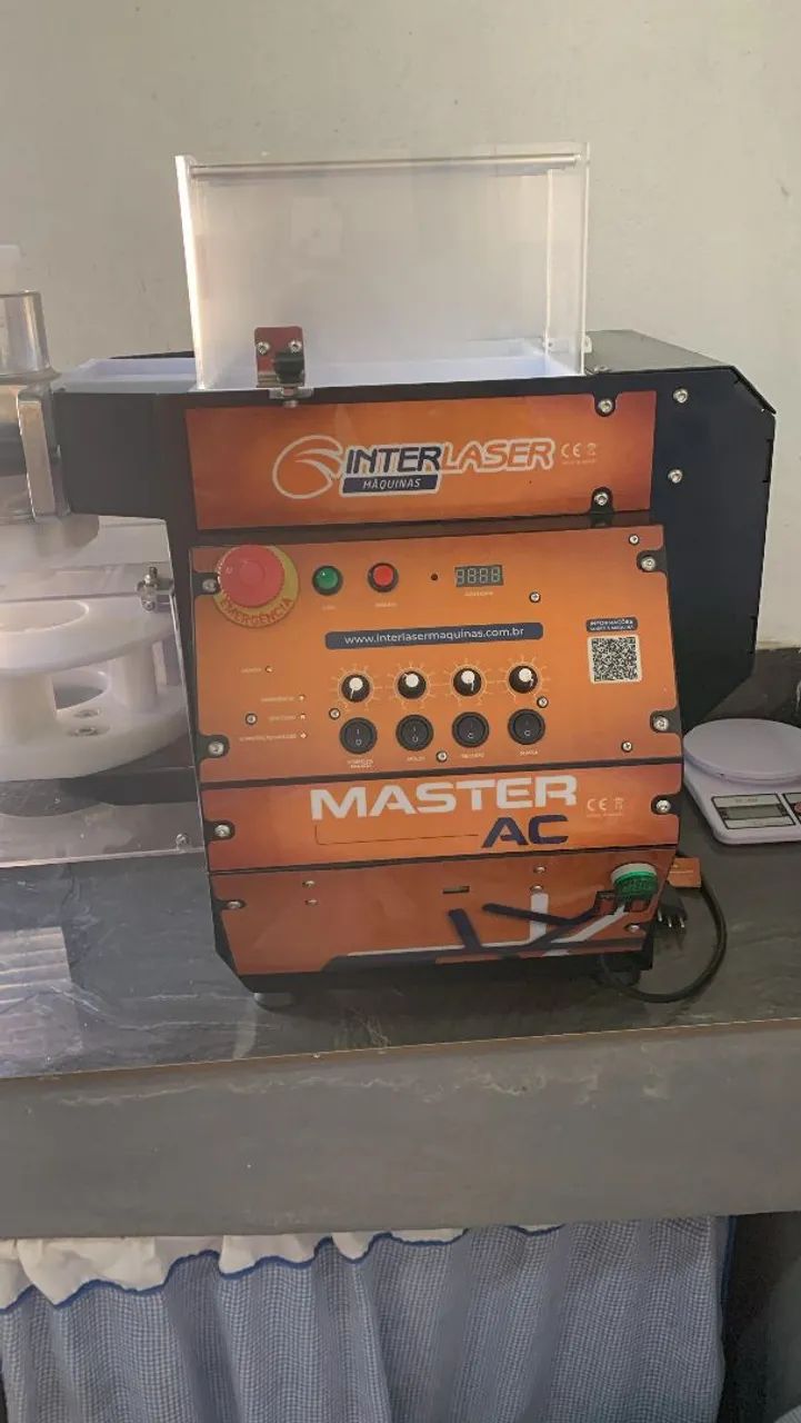 Vende -se máquina de fazer salgados completa  - Foto 2