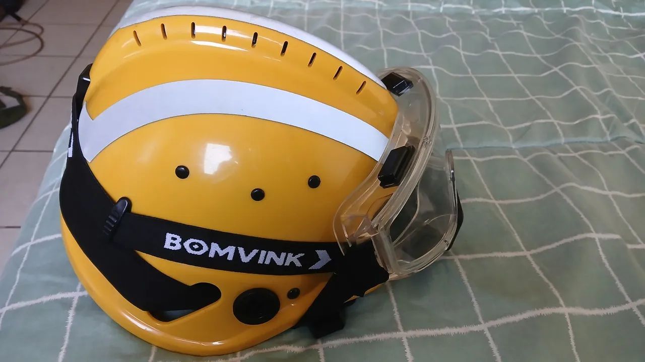 Capacete de bombeiro  - Foto 3