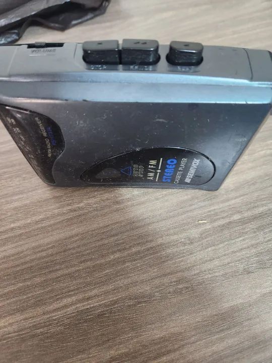 Walkman cassete antigo - Foto 2