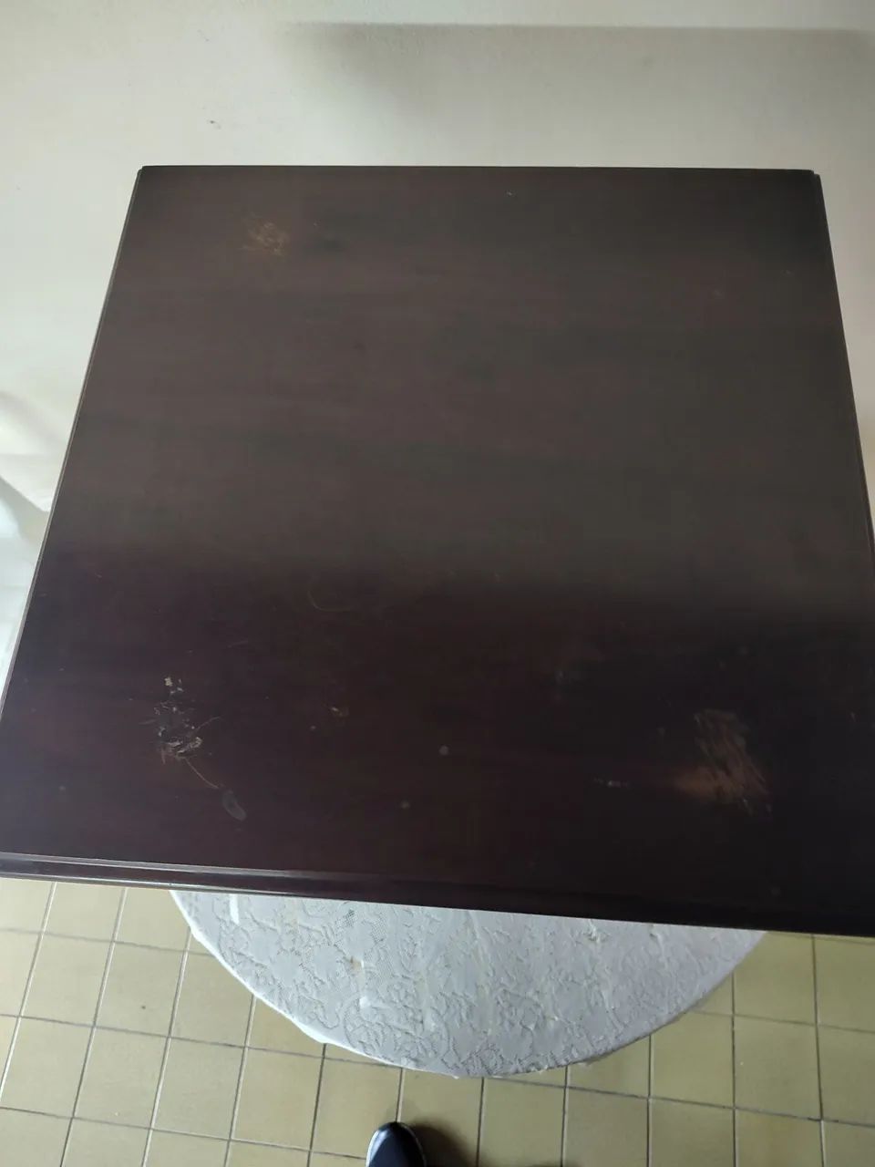 Mesa de canto em madeira - Foto 2