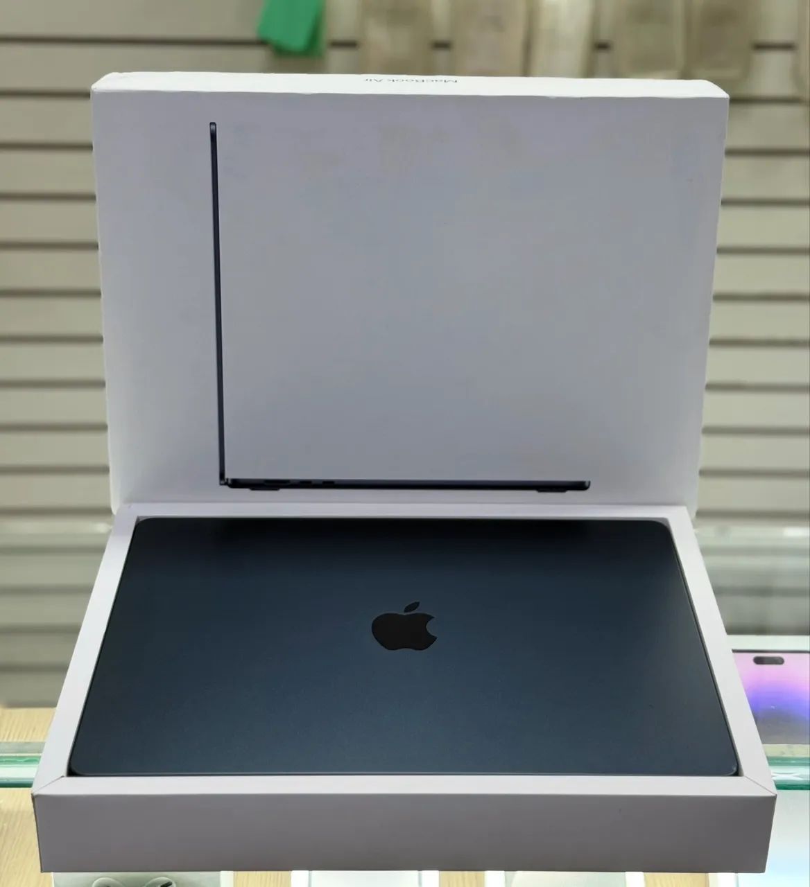 Macbook air 15 polegadas m2 8gb / 256gb LOJA FÍSICA saúde da