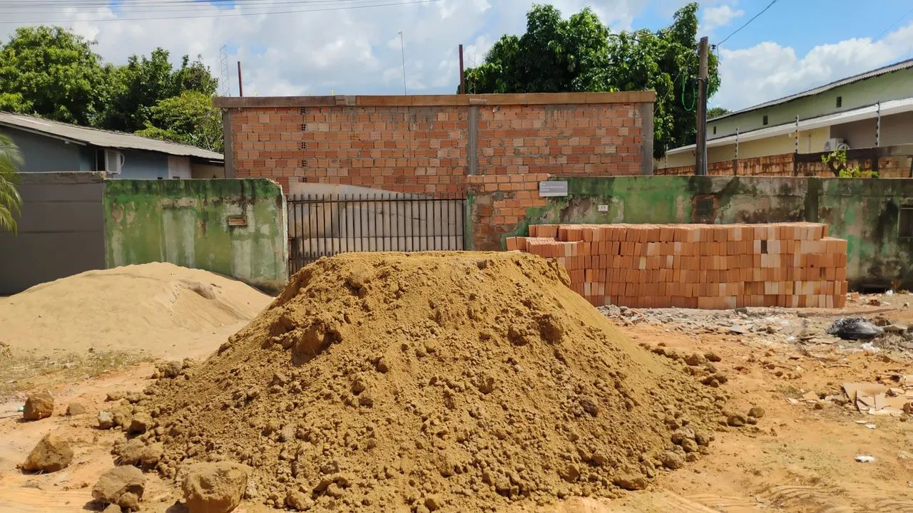 Clay for plastering or filling64352679600513120