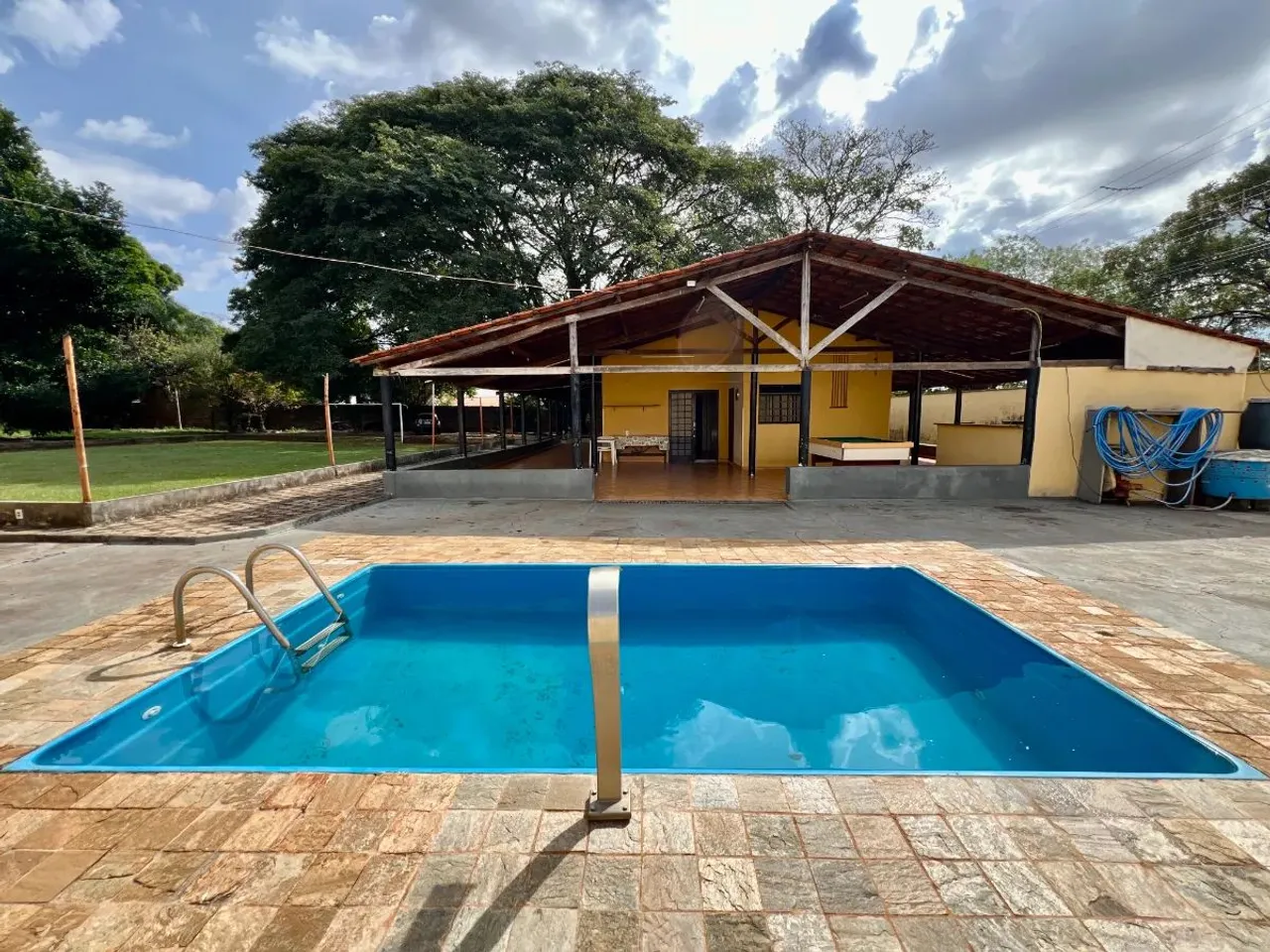 Casa tipo para venda em Recreio das Acácias com 3 quartos, sendo 1 suíte, 193m²