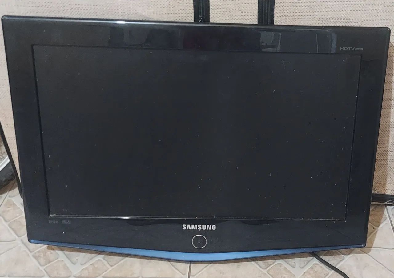 TV Samsung LCD 39 polegadas