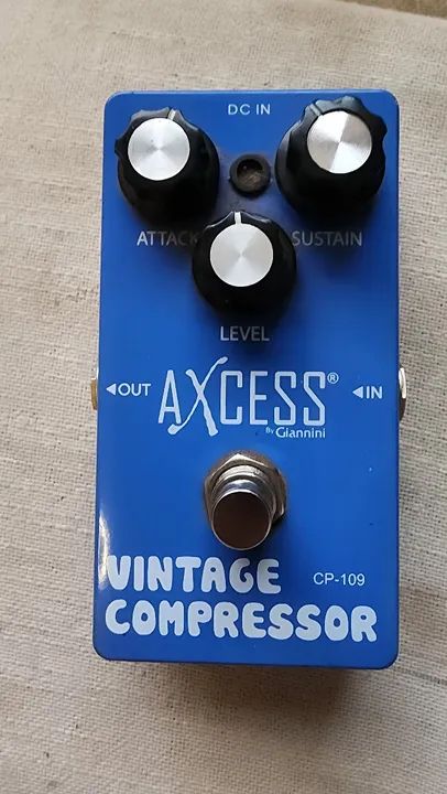 Pedal compressor Axcess Giannini CP-109 Vintage true bypass guitarra efeito