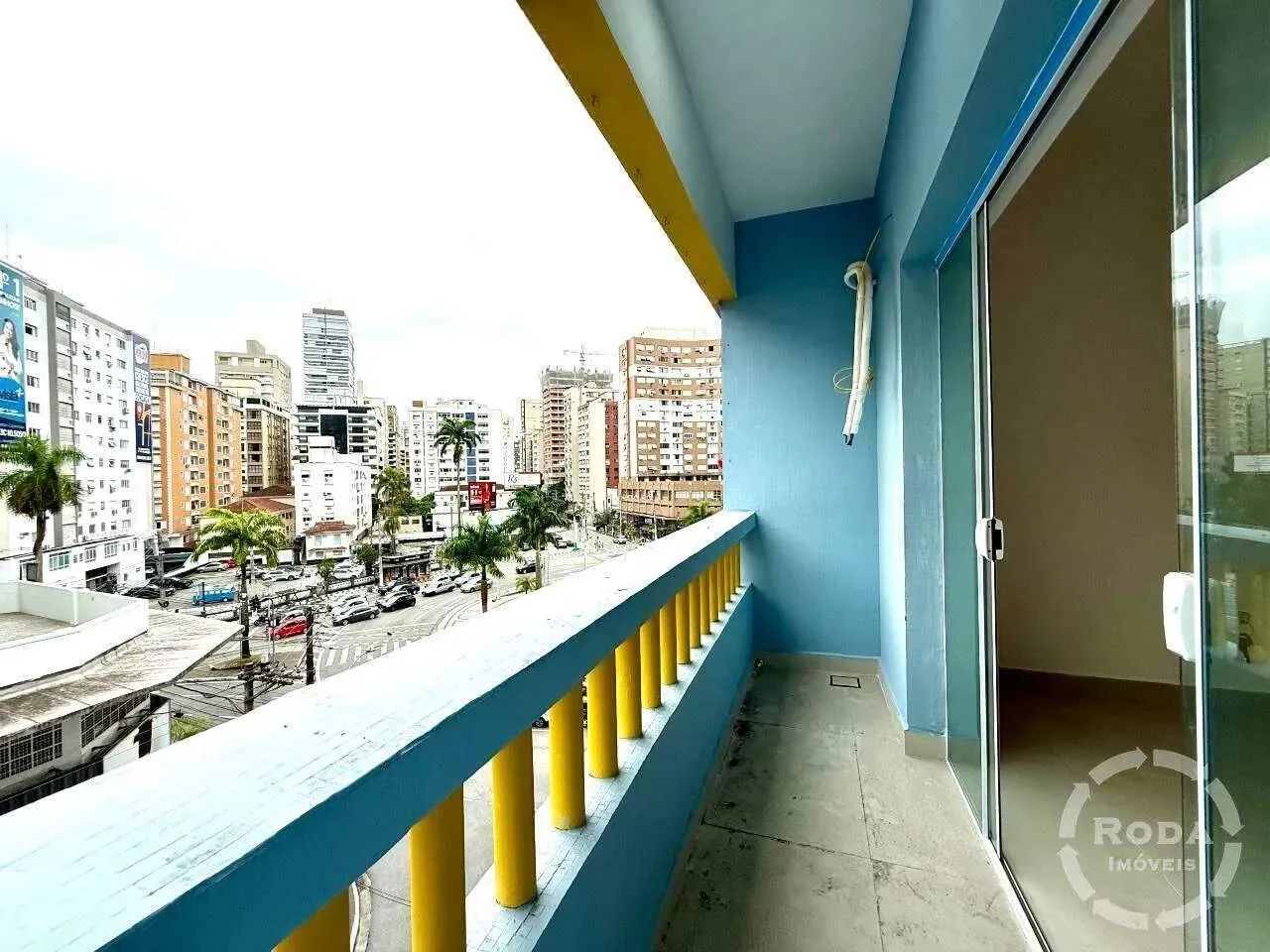 Apartamento Reformado e Modernizado no Coração do Gonzaga  Praça Independência. - Foto 2