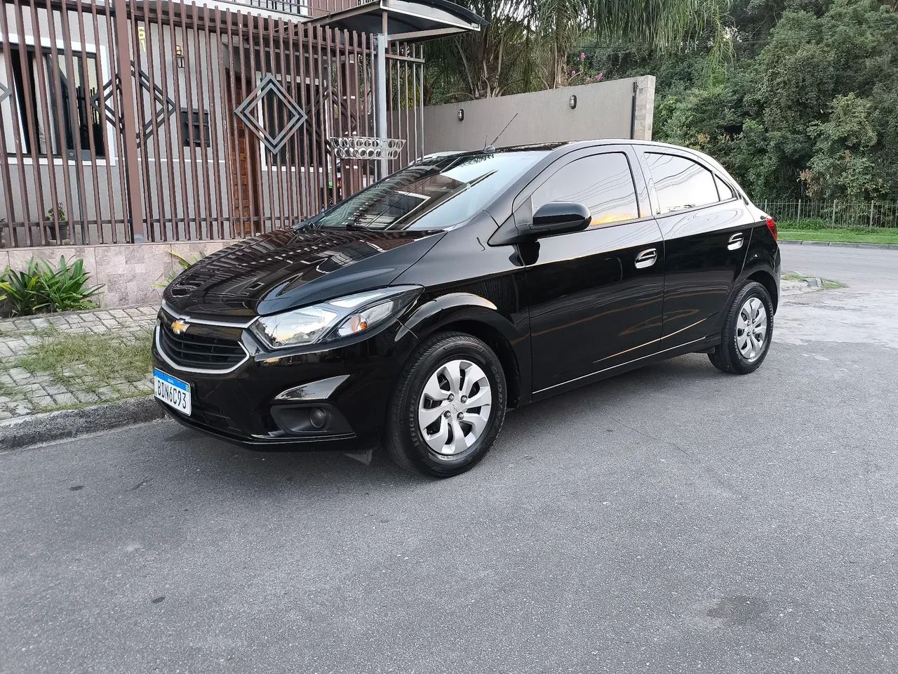 Onix 2019 LT 1.0 - Completo