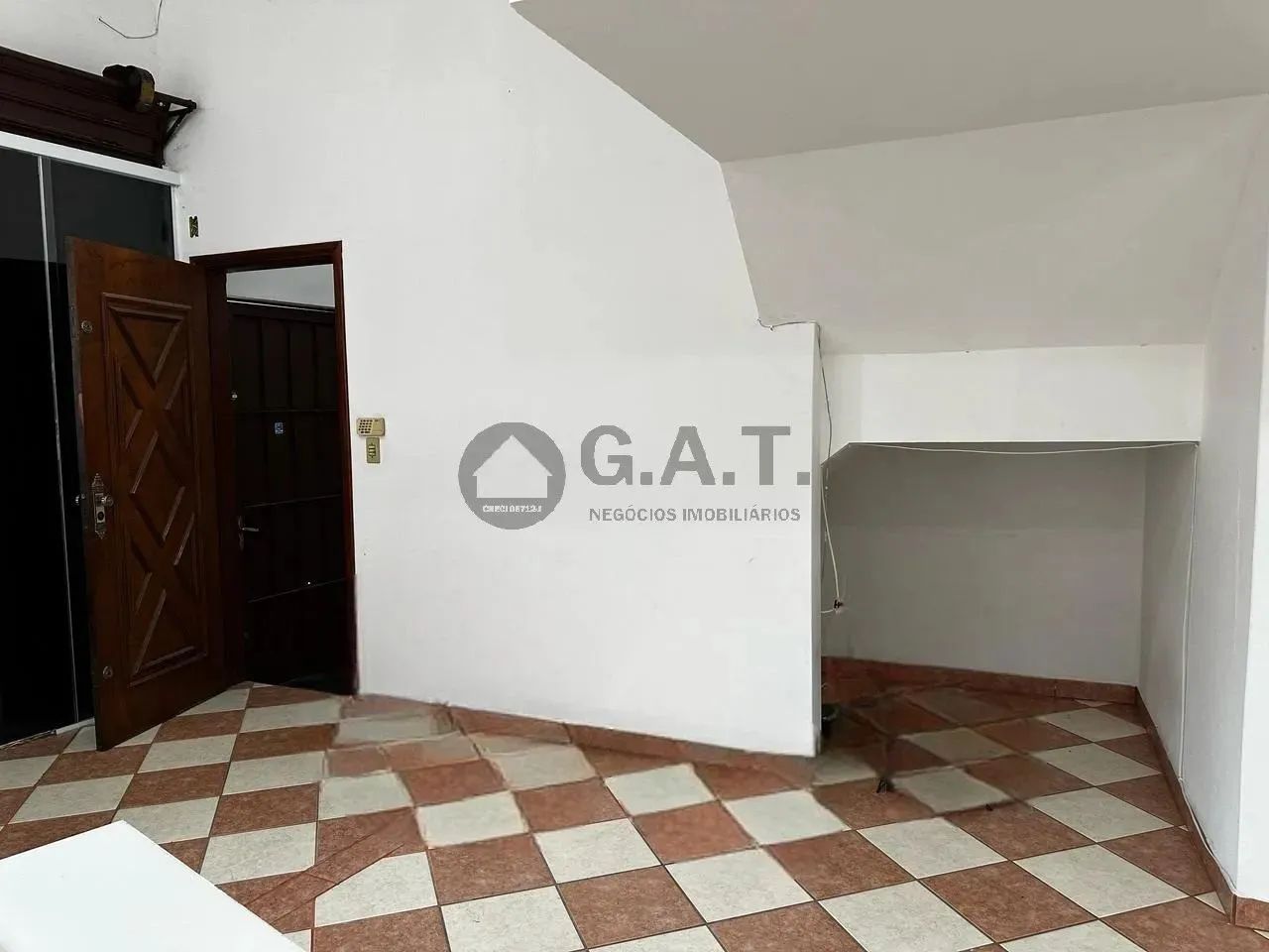 Salão Comercial para Locação no Centro de Sorocaba-SP: 1 Sala, 1 Banheiro, 110m² de Área. - Foto 3