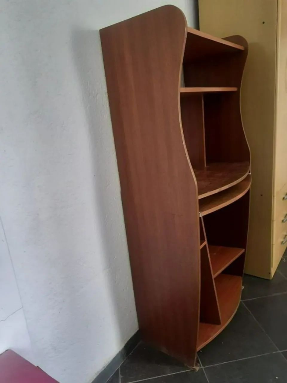 Estante  de madeira varias divisorias  - Foto 2