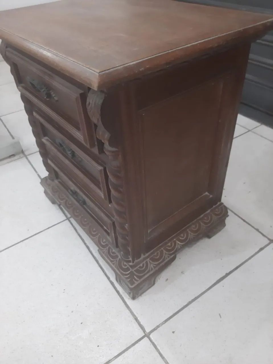 Criado Mudo Estilo Clássico Em Perfeito Estado - Raridade! - Foto 3