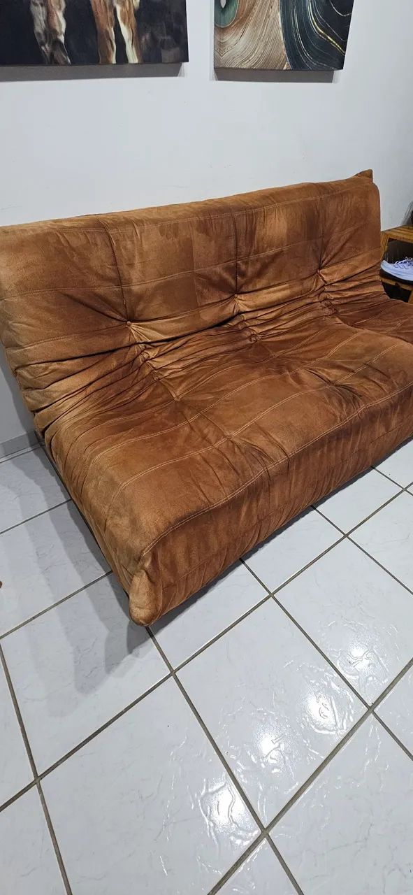 Sofá Togo 3 Lugares Marrom Aveludado - Excelente Estado! - Foto 3