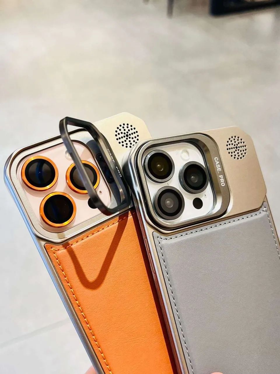 Capa case couro com MagSafe para Iphone lançamento  - Foto 3
