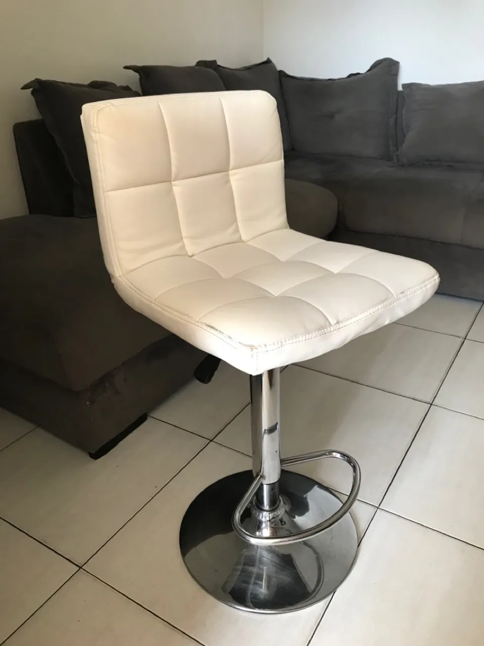 Banqueta alta confort ( com regulagem de altura )