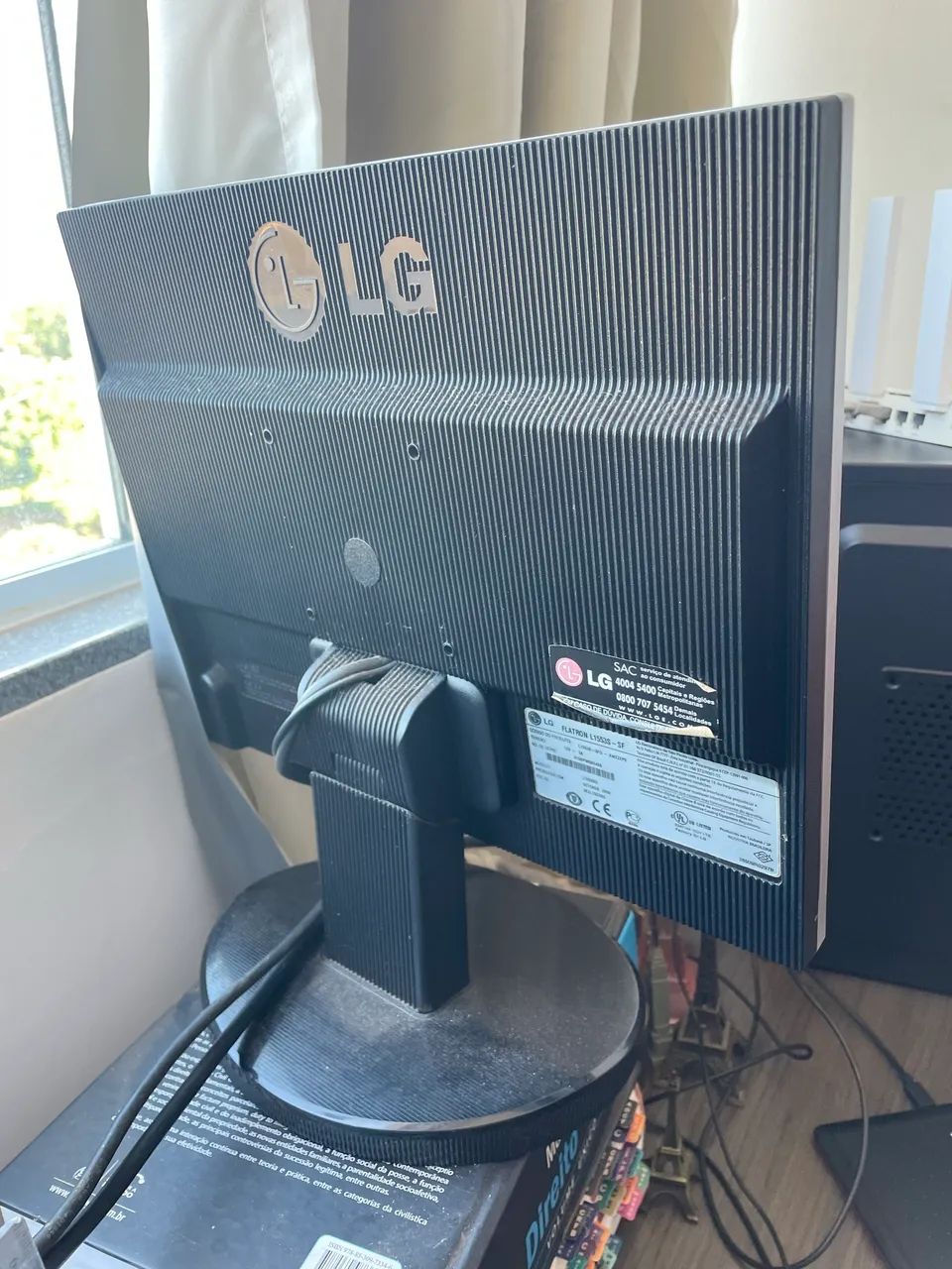 Monitor 15 pol. LG (VGA) - Foto 2