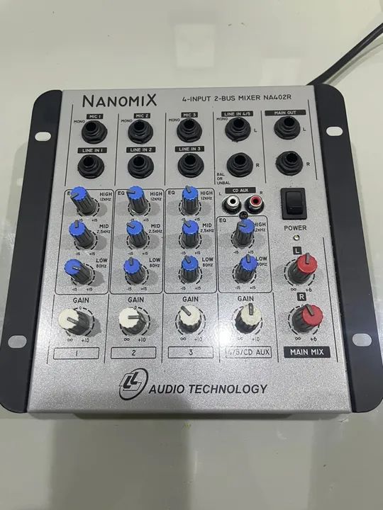 Mixer de áudio 4 canais Nanomix NA402R