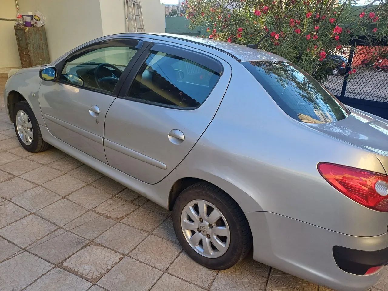 Peugeot 207 Passion XR S 1.4 - Foto 5