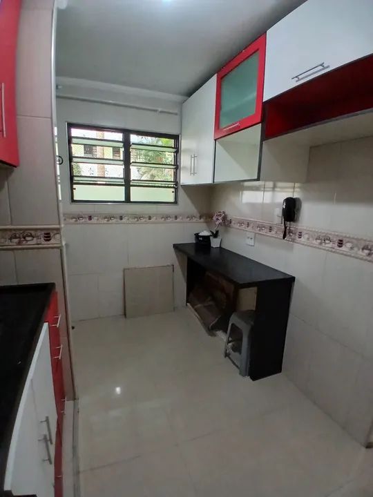 Apto 2 Dormitórios,  térreo com vaga garagem Condomínio Com água e gás incluso  - Foto 8