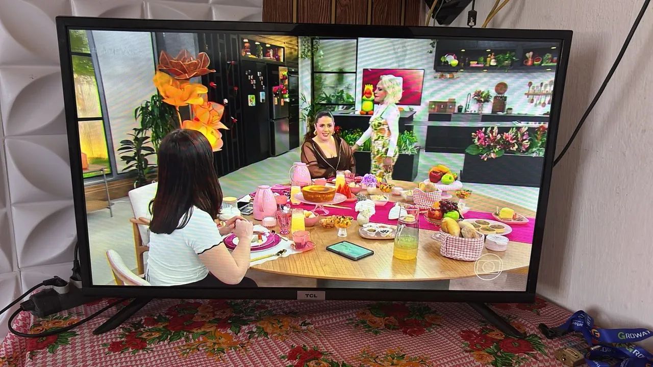 Tv smart AOC android 32 inches64303158798338120