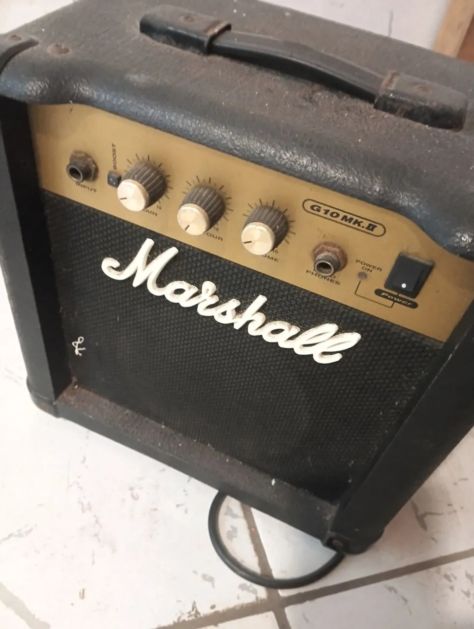 Amplificador Marshall G10MK.II