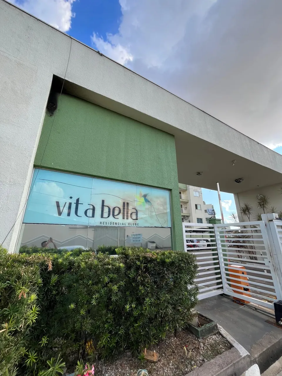 Apartamento a venda, no condomínio Vita Bella, zona sul