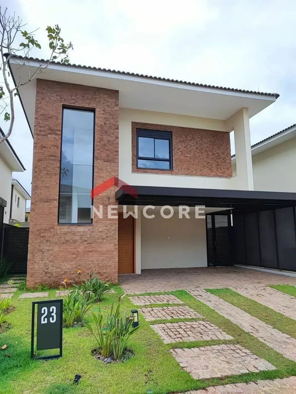Casa de condomínio em Rua Anésio Lafayette Raizer - Loteamento Santa Ana do Atibaia (Sousa