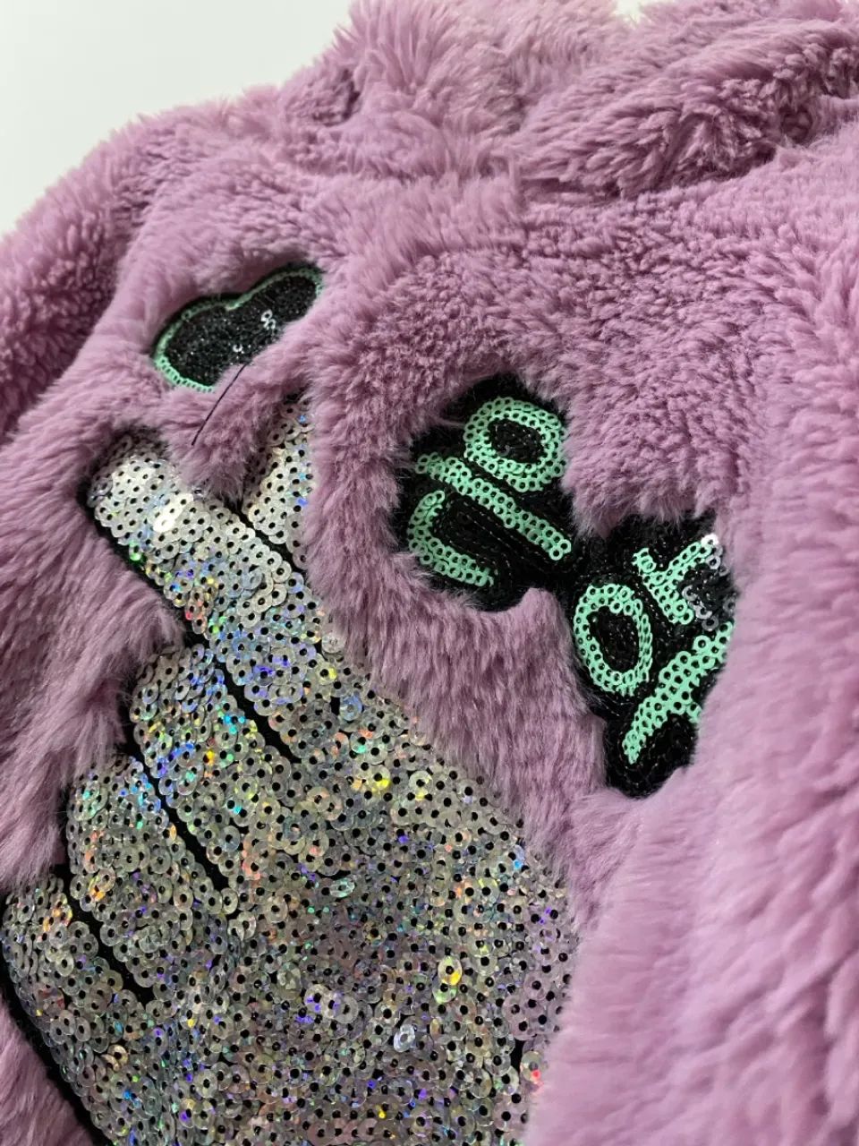 Casaco Pelúcia Lilás com Detalhes - Foto 4