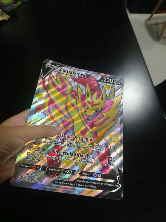 Carta Pokémon jumbo Zamazenta V  - Foto 2