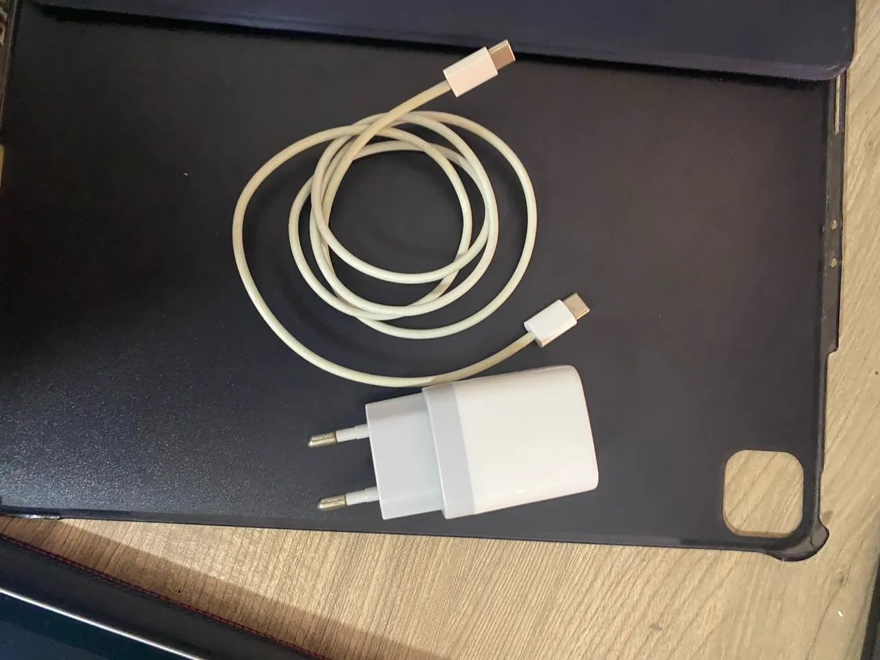 iPad Pro 12,9 polegadas 3 geração+capa+penci+estojo+carregador original  - Foto 6