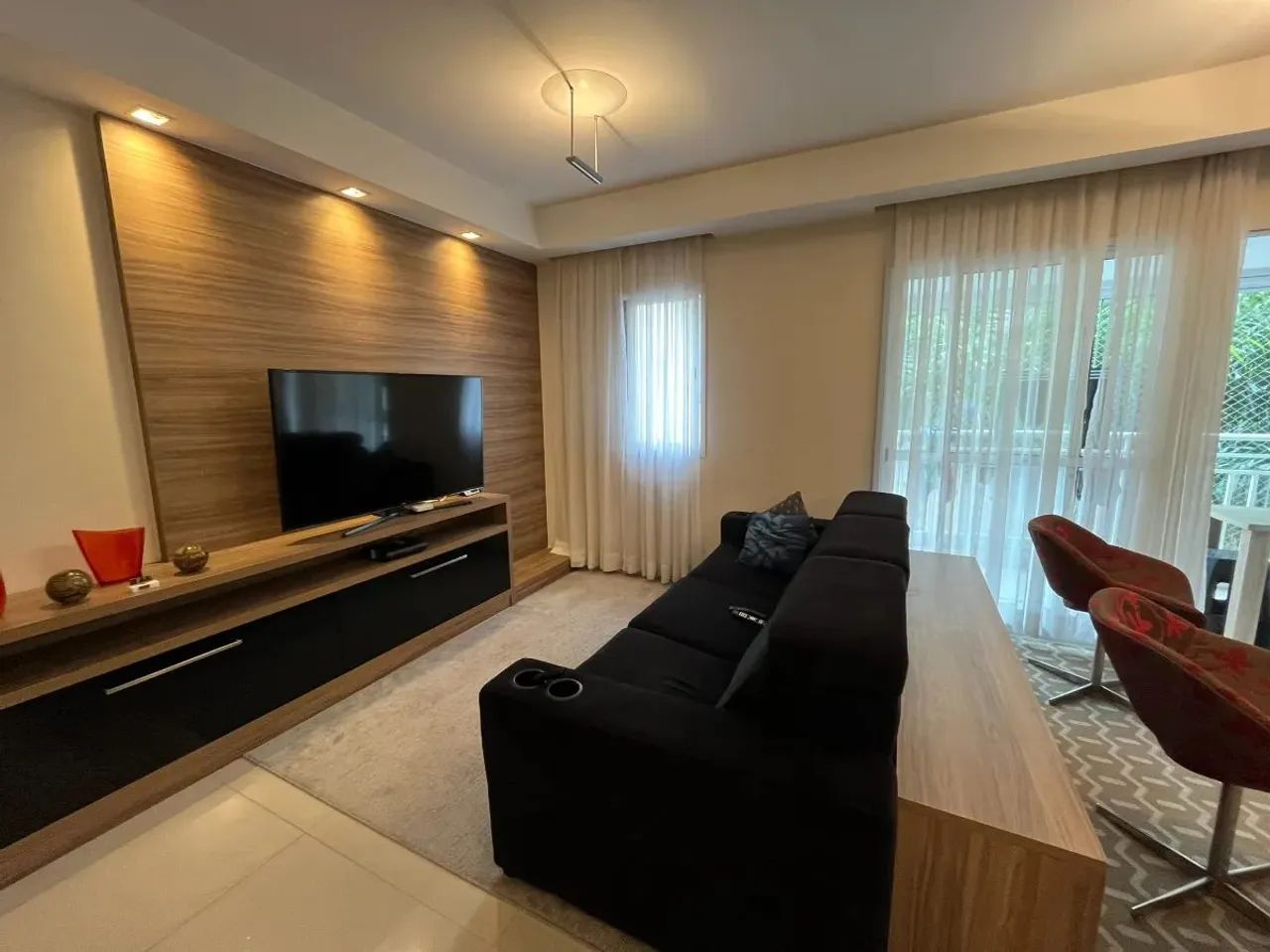 Apartamento tipo para venda com 3 quartos, sendo 1 suíte, 112m² - Foto 2