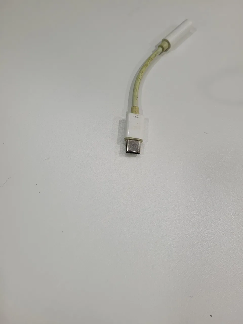 Adaptador USB-C para Fone de Ouvido (P2)