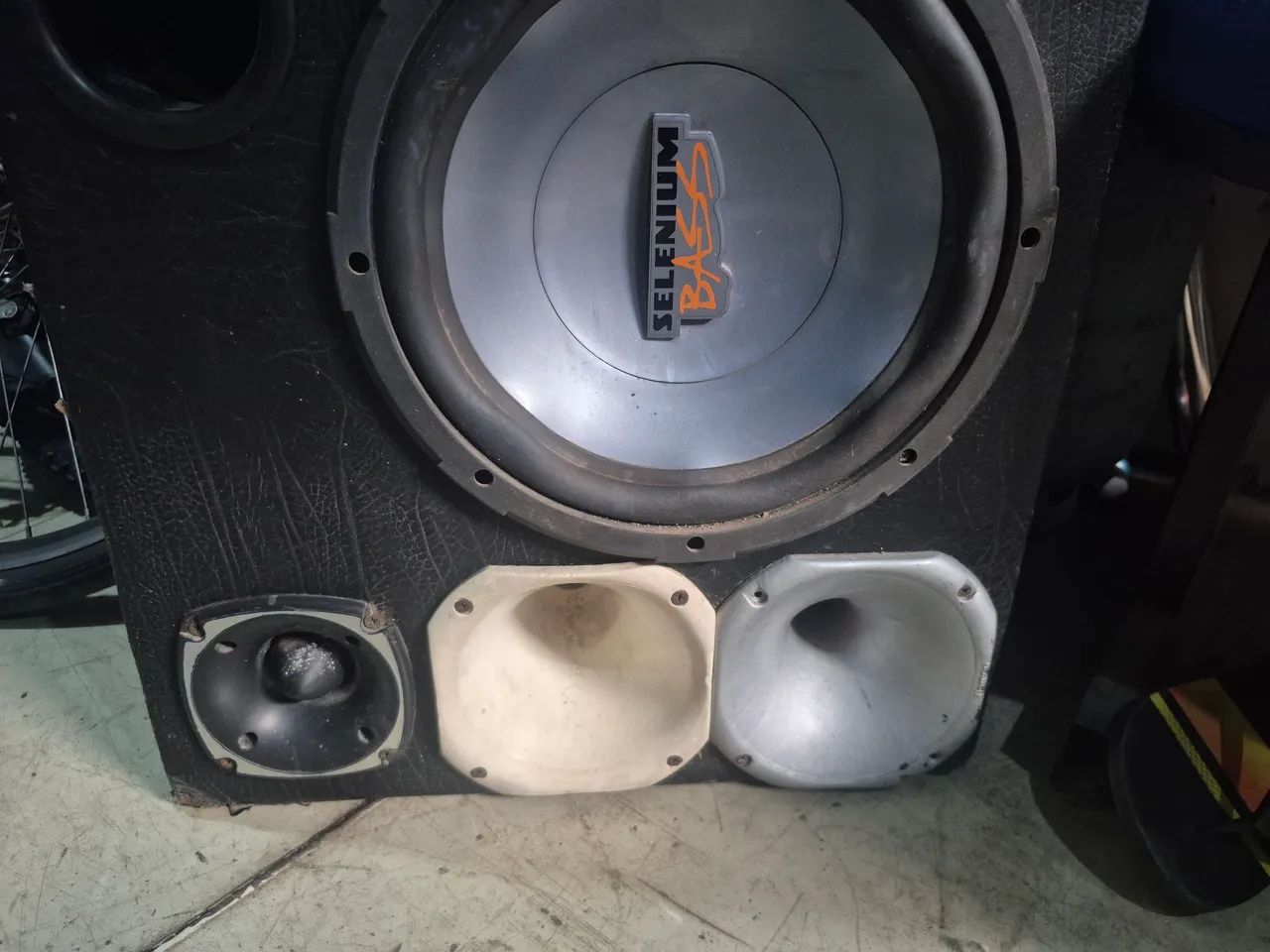 Vendo caixa de som usada aceita proposta . - Foto 3