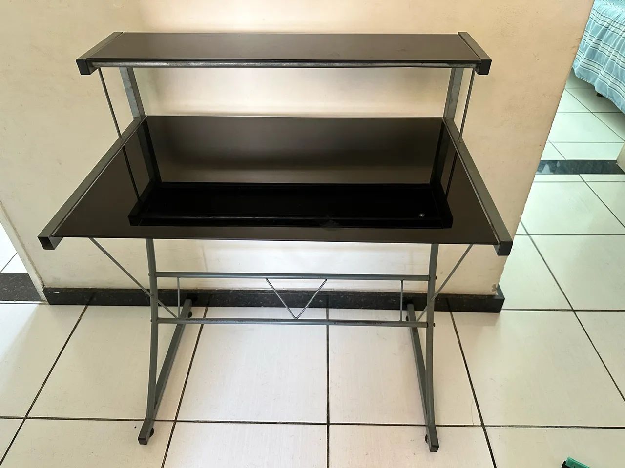 Mesa para computador de vidro  - Foto 3