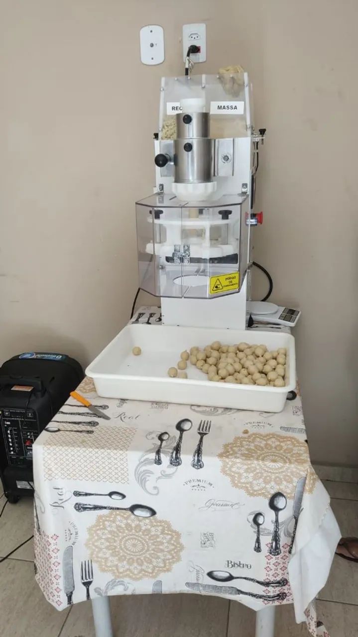 MÁQUINA DE SALGADOS SEMI NOVA  - Foto 2