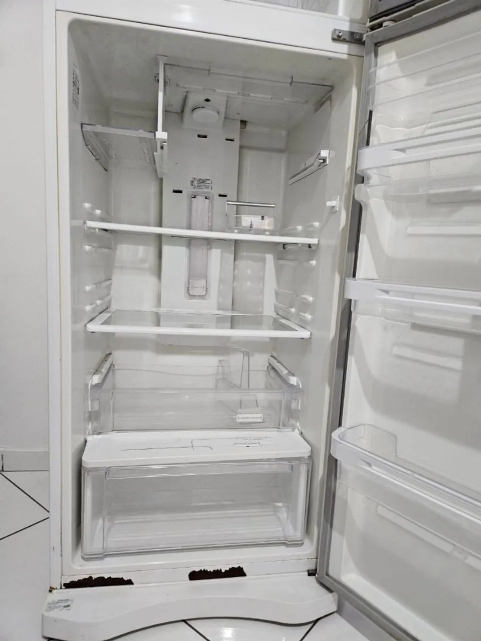 Refrigerador Eletroclux DF52 - Foto 3