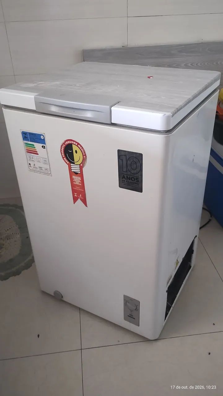 Freezer Horizontal Midea com defeito 